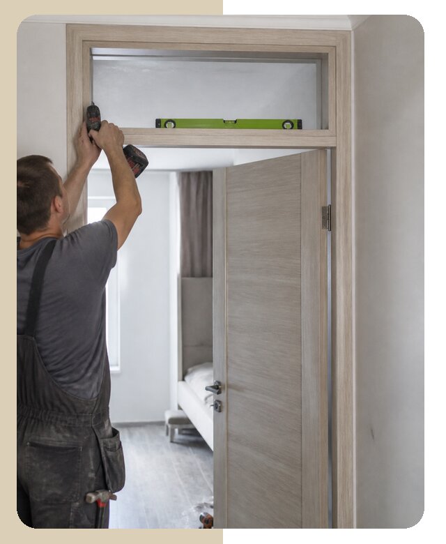 Профессиональная установка фрамуги двери под ключ в Богородицке
