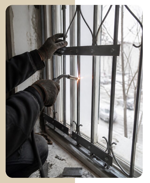 Усиление оконных решеток с выездом мастера под ключ в Богородицке